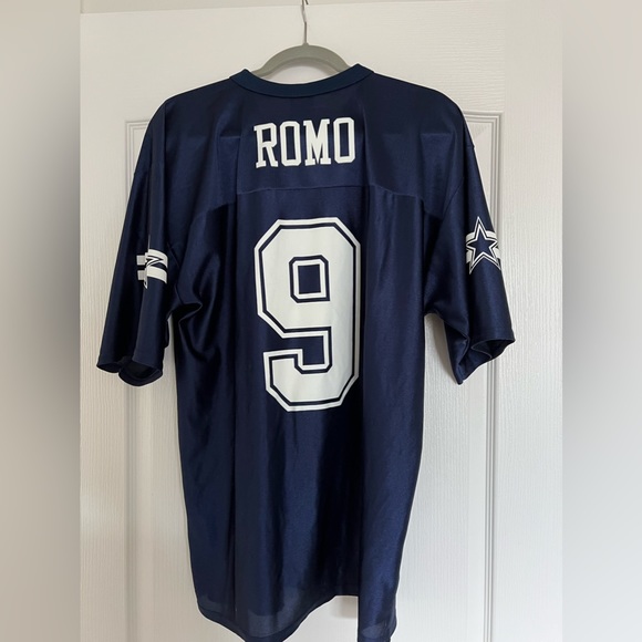 Tony Romo Jersey - Picture 2 of 2